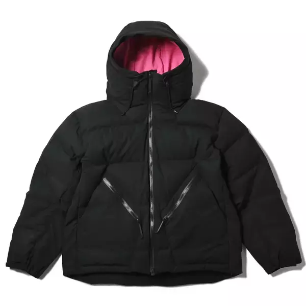 バーニーズ  ニューヨーク銀座本店で「ネクサスセブン」期間限定ストア開催