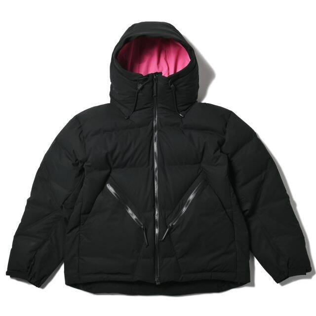 バーニーズ  ニューヨーク銀座本店で「ネクサスセブン」期間限定ストア開催