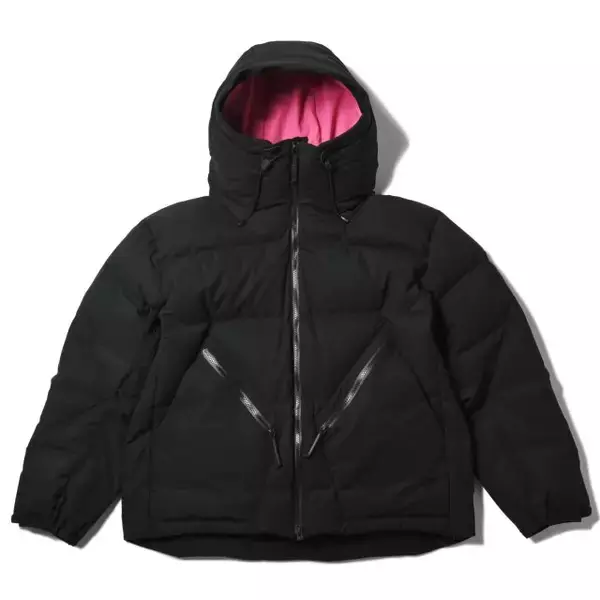 「バーニーズ  ニューヨーク銀座本店で「ネクサスセブン」期間限定ストア開催」の画像