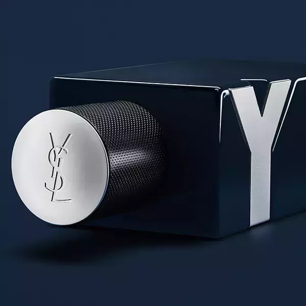 「「Y MEN」の新作フレグランスを使って、ワンランク上の香りと強い意志を身にまとう」の画像