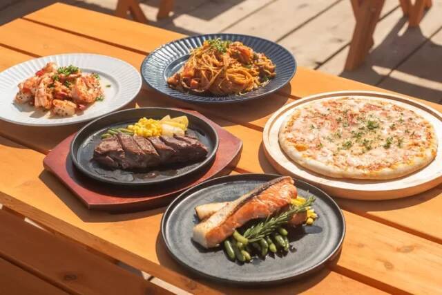 「海」×「ビール」×「BBQ」を楽しめるリゾートハウス「由比ヶ浜海の家 BBQ SEASIDE LOUNGE」