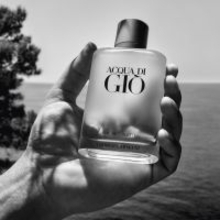 アルマーニ ビューティのフレグランス「アクア ディ ジオ」がラグジュアリーな印象の新ボトルデザインで登場