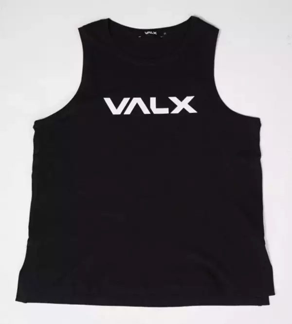 「シンプルなデザインと着心地にこだわった「VALX」待望のニューアパレルアイテム」の画像