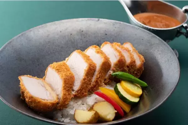 「大阪エクセルホテル東急で大阪産食材を使った「カレーフェア2022」を開催」の画像