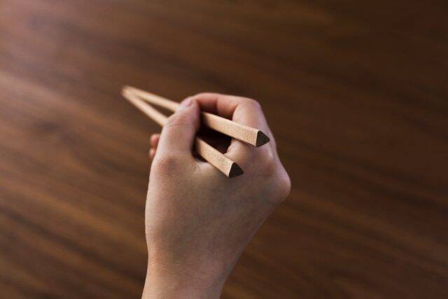 手に合う箸の長さは一咫半（ひとあたはん）？箸のパーソナライズサービス「itten」に聞いた理想のマイ箸