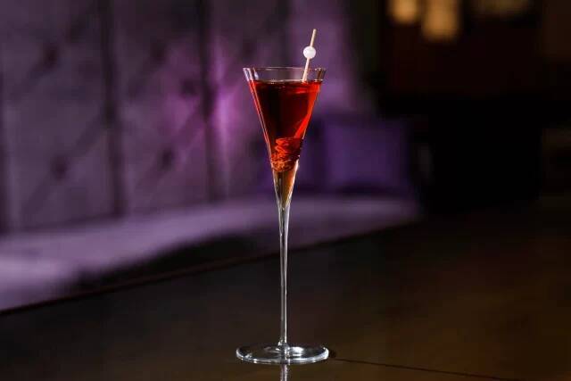 「資生堂パーラー」が運営する「BAR S」。春の訪れを告げる爽やかな期間限定カクテルが登場