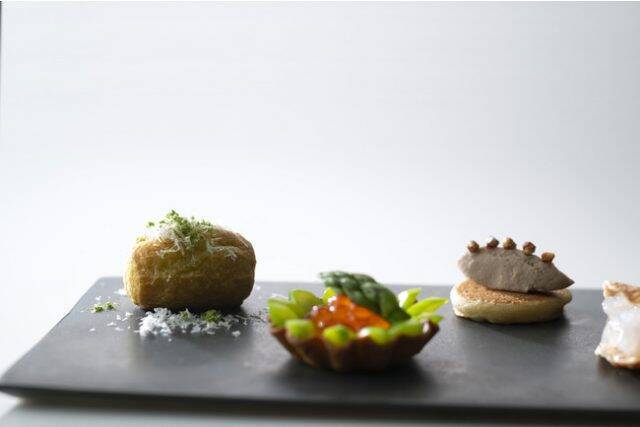 富山のラグジュアリーホテル 『リバーリトリート雅樂倶』内レストランで贅沢な郷土料理ランチを楽しむ