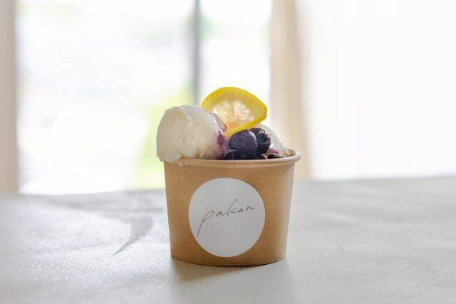 日常から一歩外に。大人時間を楽しむ農園に囲まれたカフェ「pakan」が広島・世羅町に誕生