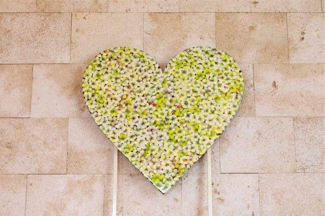 ＜5月31日まで開催＞全館に展示、現代美術作家アリカワコウヘイ！とザ・リッツ・カールトン沖縄のコラボ