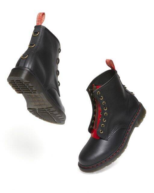 2023年卯年「LUNAR NEW YEAR」を祝福するDR. MARTENS（ドクター 