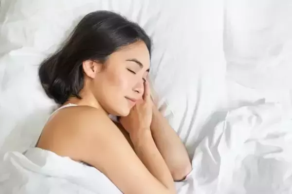 「ホテル直営の「スパIZUMI」で上質な睡眠へと誘う「YON-KA フィト・スリープ・リチュアル」を」の画像