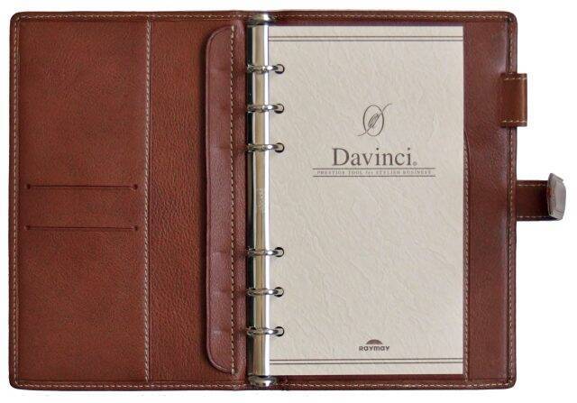 経年変化を楽しむシステム手帳「ダ・ヴィンチ グランデ」のオイルレザーシリーズが新デザインで登場