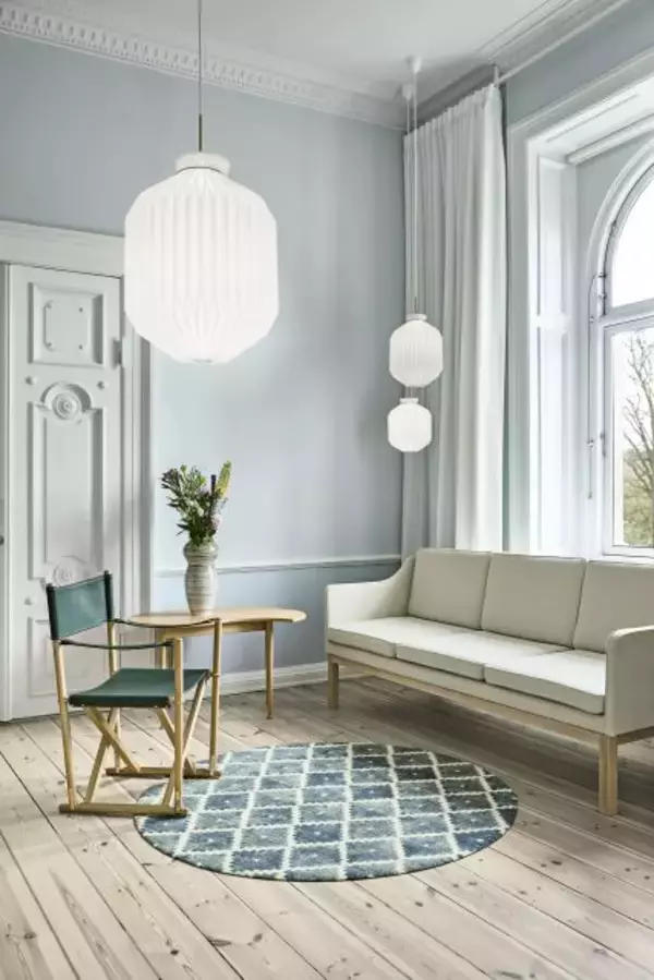 デンマーク王室御用達ブランド「LE KLINT（レ・クリント）」の照明2モデルが日本に上陸