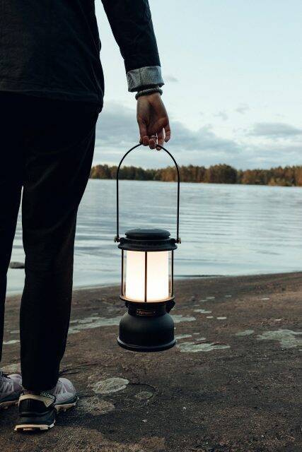ドイツ発のLEDランタン「Petromax LM500」が新登場。伝統的なデザインと最新技術が融合