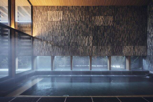 浅間山の自然に囲まれた別荘体験を提供する「ホテルインディゴ軽井沢」誕生