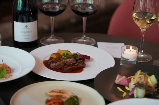 余市のワインと食材を楽しむイベント。「UNWIND HOTEL & BAR 小樽」にて開催