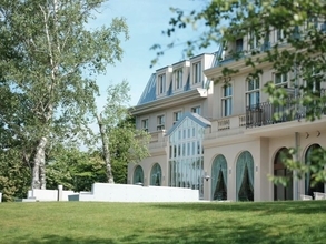長野・蓼科「HÔTEL de L’ALPAGE」へプライベートジェットで訪れる。AirXが贈る空の旅