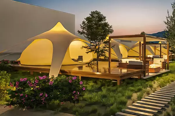 「【静岡・島田】廃校をフルリノベーションしたグランピング施設が3月誕生」の画像