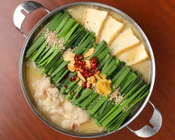 「京都牛を使った“もつ”すき焼きに舌鼓。荻窪「もつ吉」本店と渋谷店が夏の新メニューをスタート」の画像