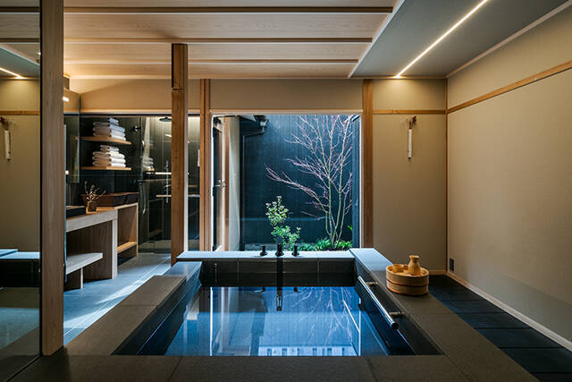 京都・夷川通りの空き家が、ラグジュアリーな1棟貸し宿「ANJIN Gosho Ebisugawa」として再生