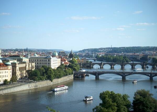 最高の景色 プラハの街と川を眺めながら のんびりと散歩コースを行く 17年8月8日 エキサイトニュース