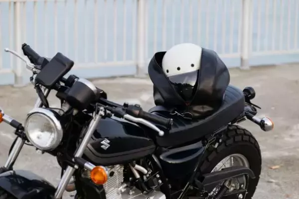 「世界初! バイクヘルメット専用バッグ「THE CLASSIC」を身にまとおう！」の画像