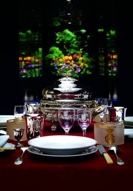 フランスの歴史的な食卓、“三皇帝の晩餐”をテーマにした極上の美食