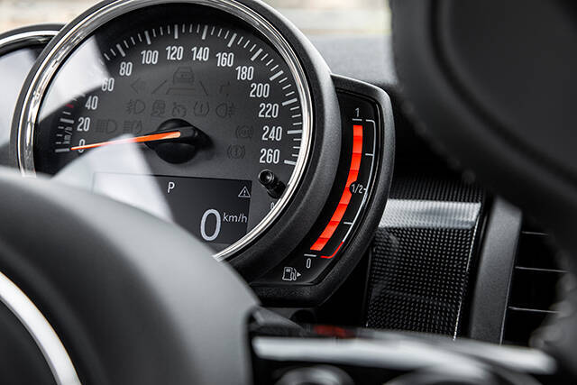 Miniの5ドア版に初めての6速mt レトロ スポーティな特別仕様車 18年11月15日 エキサイトニュース