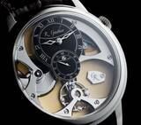 「愛好家のための究極の時計「ローマン・ゴティエ」から初の18Kホワイトゴールドモデル」の画像3