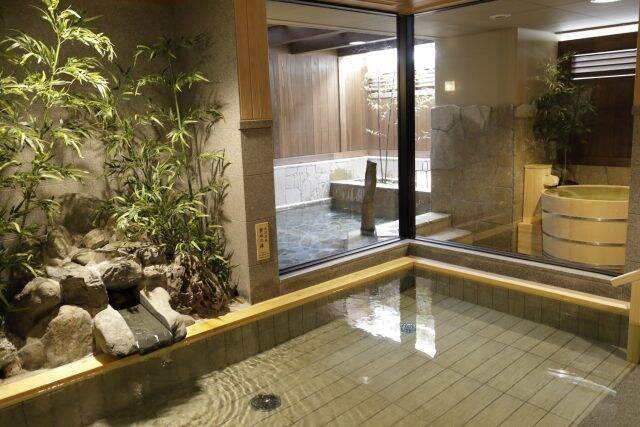 国の文化財に指定された老舗旅館を復元「ことひら温泉 御宿 敷島館」オープン