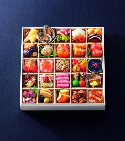 松坂屋のおせち予約受付中 今年は 大人のおせち ステーキおせち カニおせち に注目 19年11月1日 エキサイトニュース