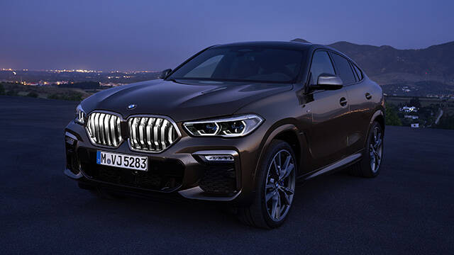 3世代目となる新型BMW X6が、“光るキドニーグリル”を初採用