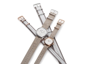 ペアで楽しむ！「アニエスベー」ウォッチから、旅がテーマの時計を発売