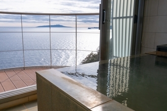 3密回避の「おこもり」ステイ「ホテルふたり木もれ陽」