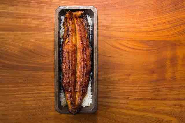 名店のうなぎを東京・田町でいただこう