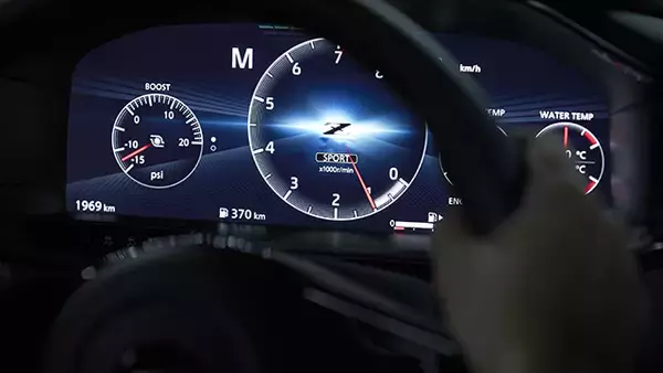 「新型「フェアレディZ」に胸アツ！　V6ツインターボ＋6速MTを搭載！」の画像