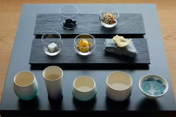【長谷川栄雅】日本のトップシェフがプロデュースする酒の肴とともに楽しむ「日本酒体験」