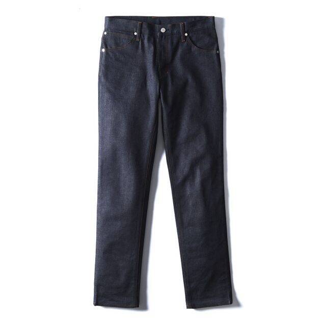 フィット感抜群！FACTOTUMとESTNATIONによる、コラボレーションデニム登場