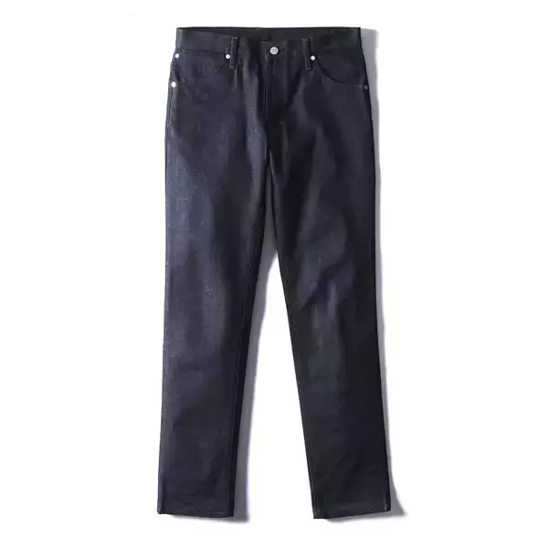 「フィット感抜群！FACTOTUMとESTNATIONによる、コラボレーションデニム登場」の画像