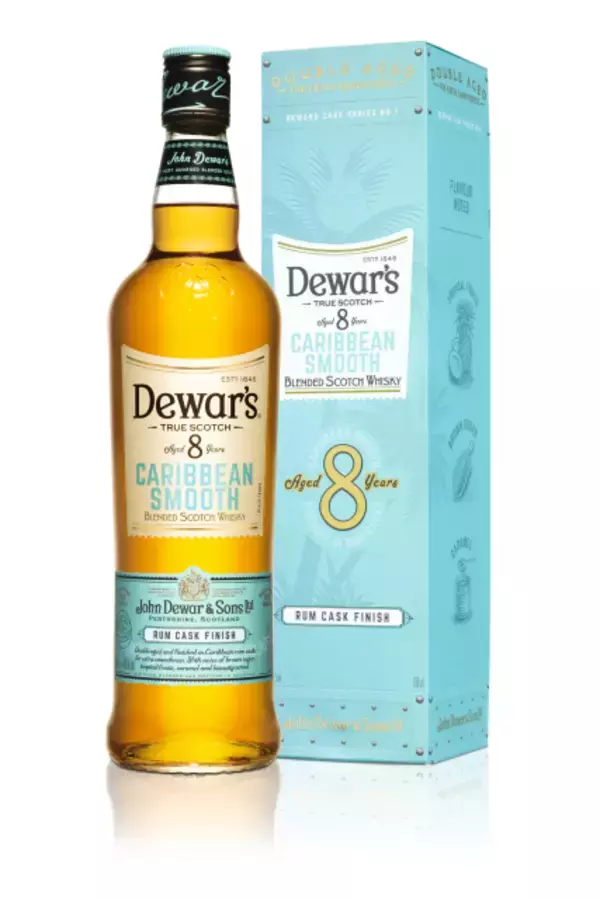 ラム樽で仕上げたスコッチウイスキー「デュワーズ カリビアンスムース ８年」