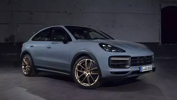 0-100km/h加速＝3.3秒！ターボの上をいく「カイエン ターボGT」が登場