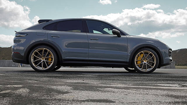 0-100km/h加速＝3.3秒！ターボの上をいく「カイエン ターボGT」が登場