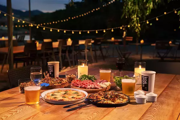 岡山・瀬戸内の料理とビール！「koe pizza」のピッツァビアガーデン、石山公園にオープン