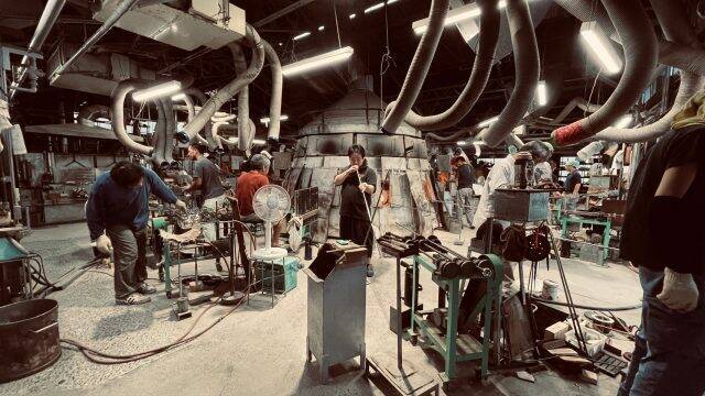 テーブルを水滴から守るグラス「CLESS」職人が拘り抜いた純国産で誕生！