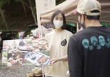 「徳島県鳴門市の「さとの雪食品」が豆腐の日にサンプリング開催」の画像3