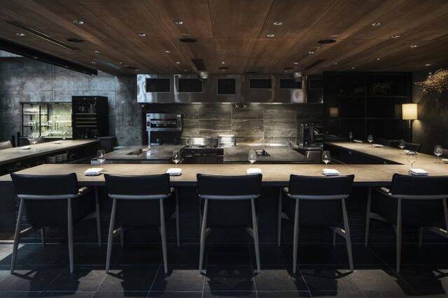 前橋・白井屋ホテル×群馬・土田酒造、酒蔵見学ツアー付き食事会を開催