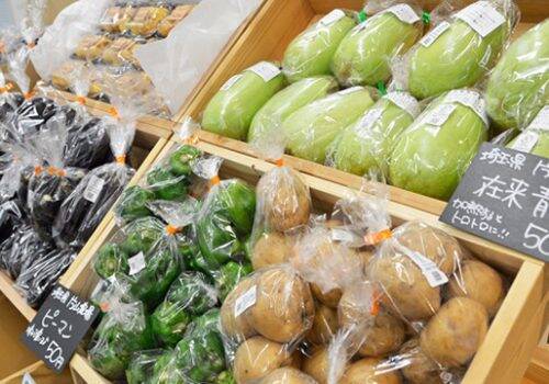 日本で唯一のフィアット公認カフェで「野菜マルシェ」を開催！　