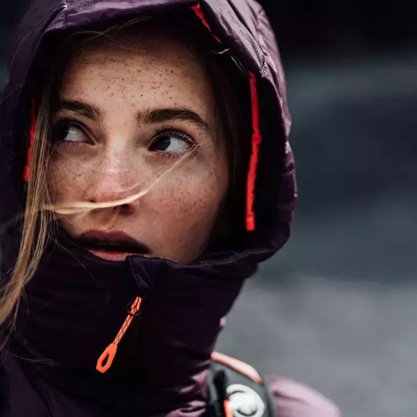 「登山やクライミングで大活躍するウェア。マムートのパフォーマンス・コレクション」の画像