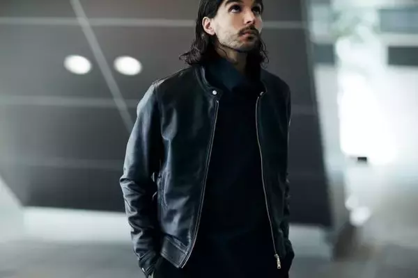 「銀座＆福岡のバーニーズ ニューヨークでレザーアウターウェアのオーダーイベント開催」の画像