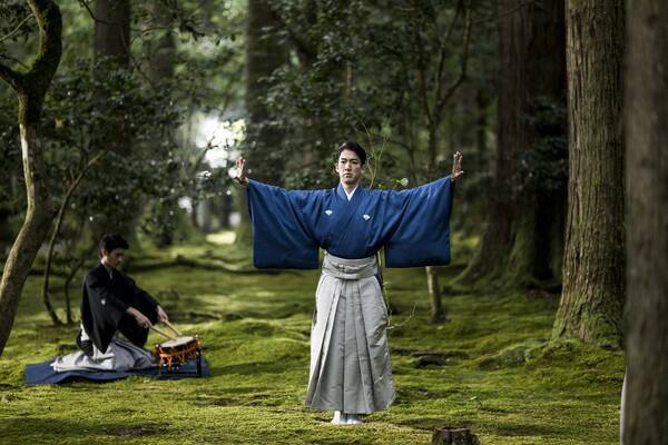 尾上右近出演 石川県小松市の 日本遺産 で撮影した特別映像を公開中 21年12月19日 エキサイトニュース